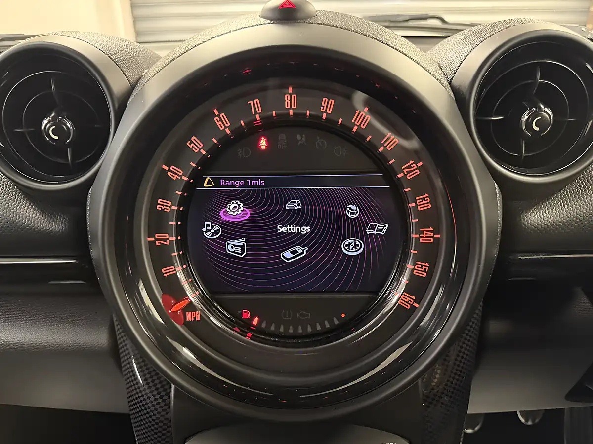 Used 2017 MINI Paceman Cooper S ALL4 Blue - Interior and Exterior details 13