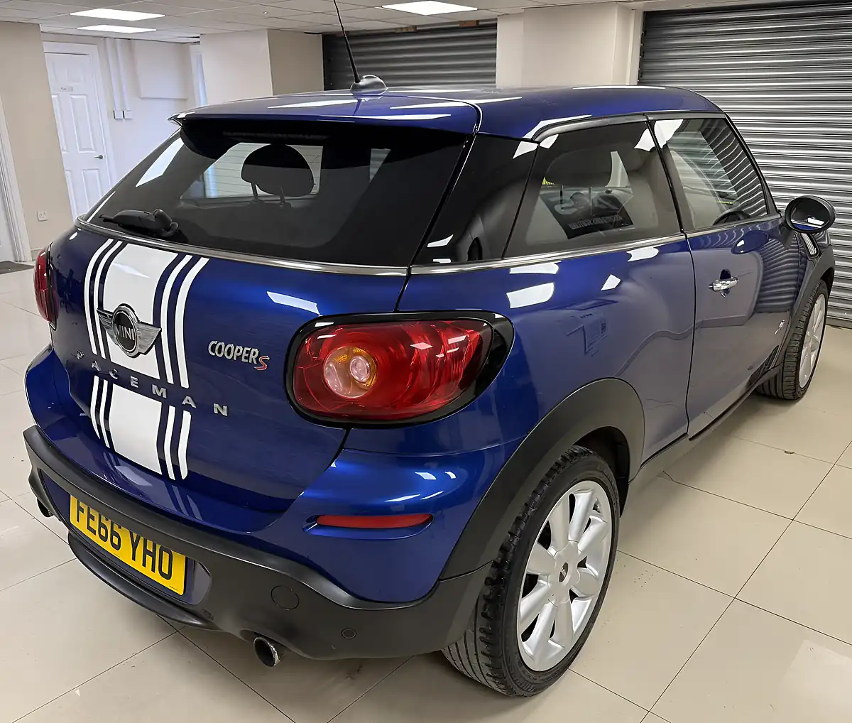 Used 2017 MINI Paceman Cooper S ALL4 Blue - Interior and Exterior details 4