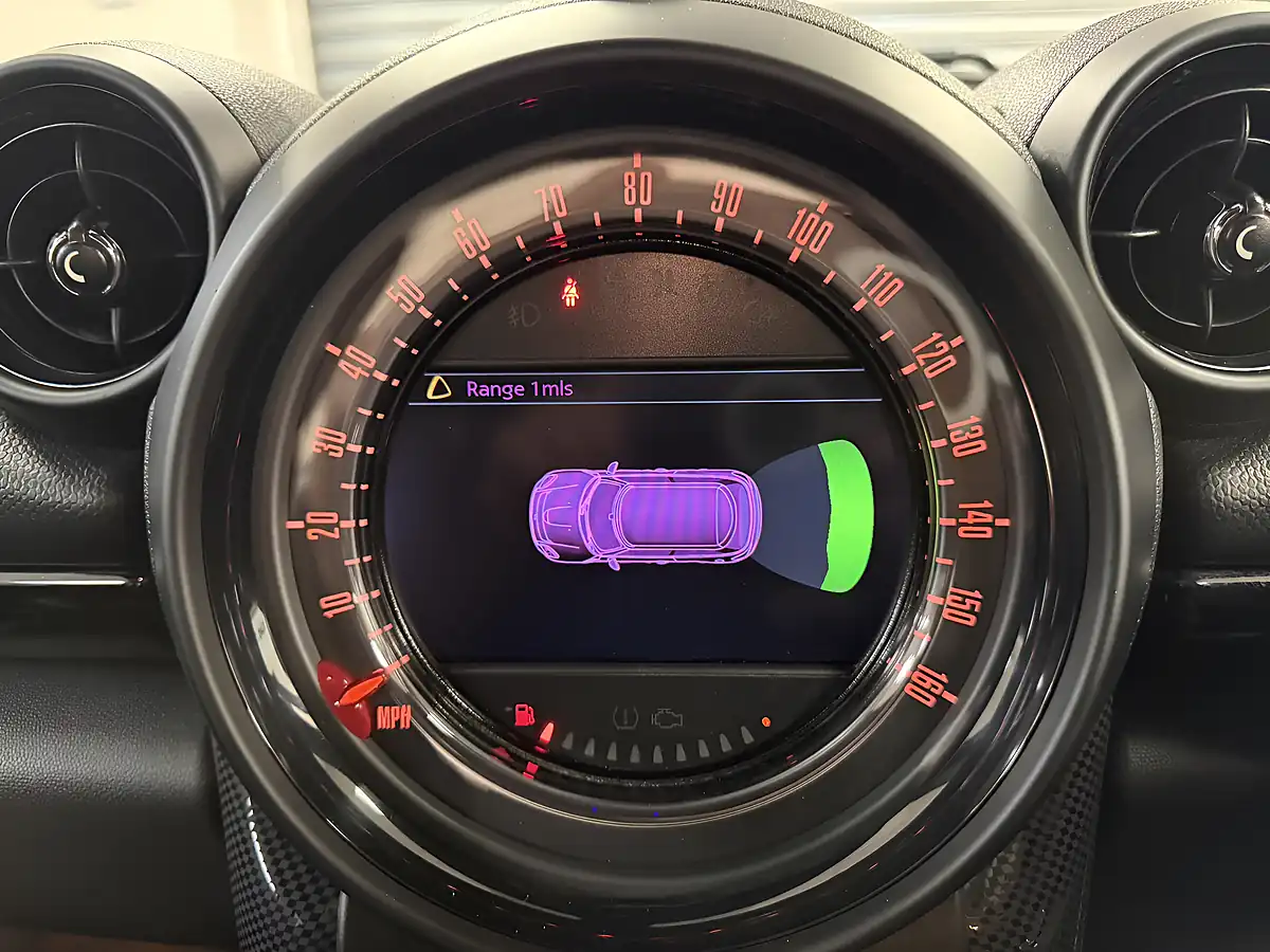 Used 2017 MINI Paceman Cooper S ALL4 Blue - Interior and Exterior details 8