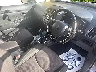 Used 2017 Mitsubishi Asx 2 Brown - Interior and Exterior details 8
