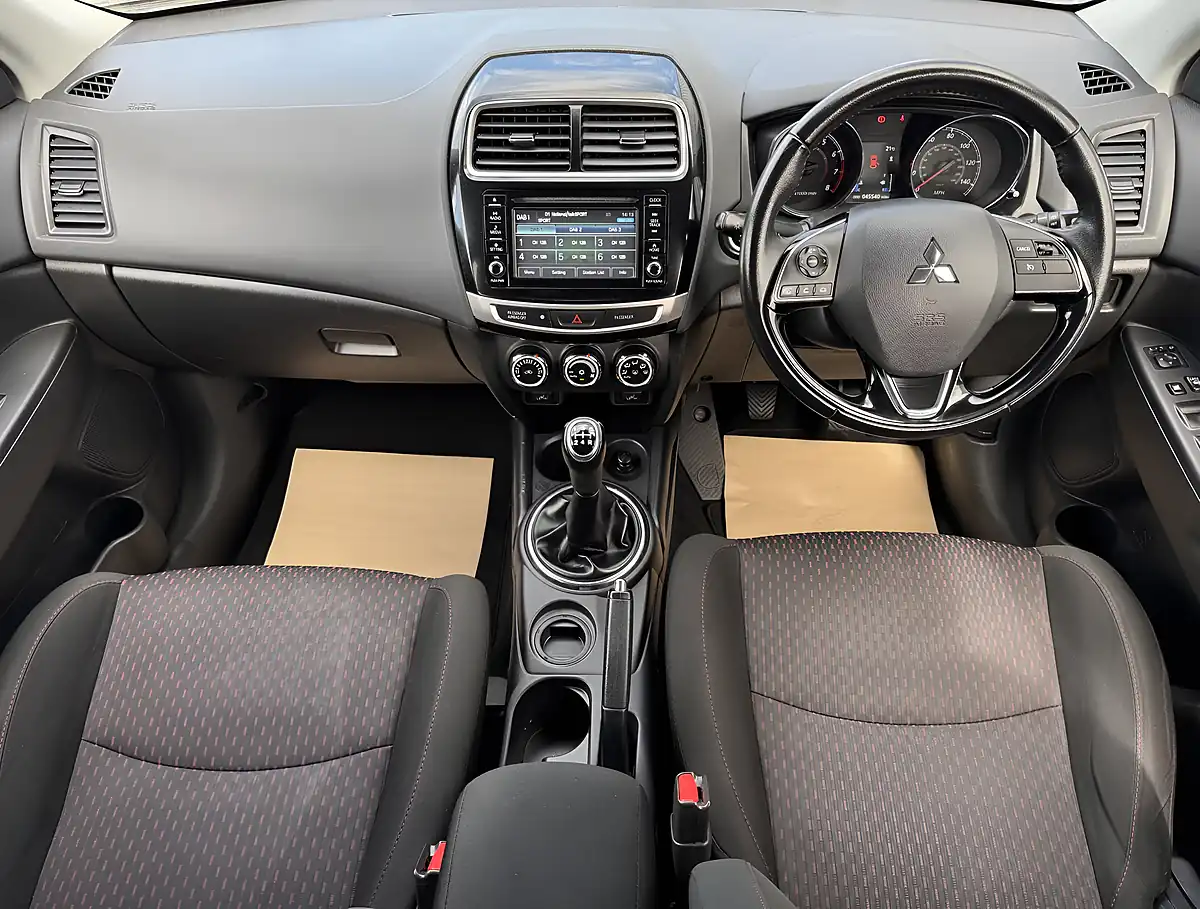 Used 2017 Mitsubishi Asx 3 Blue - Interior and Exterior details 13