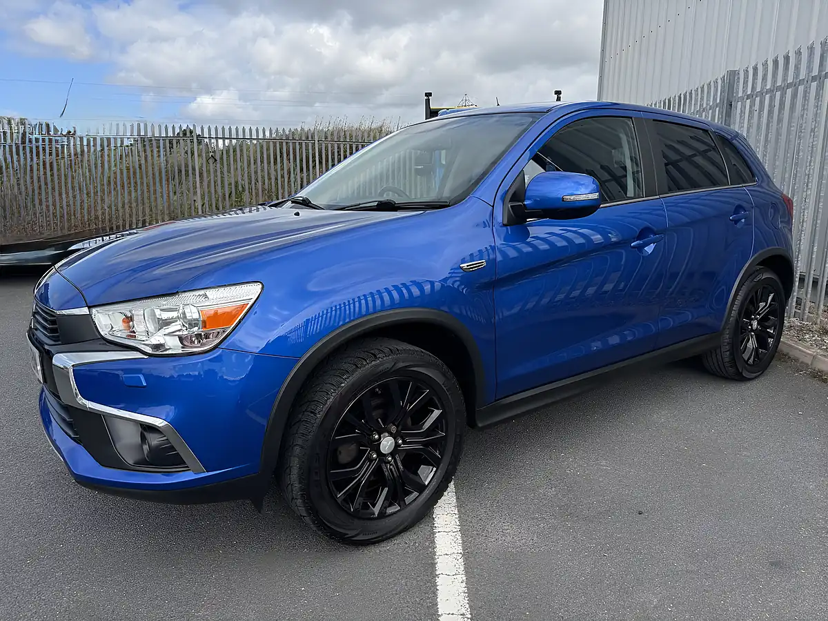 Used 2017 Mitsubishi Asx 3 Blue - Interior and Exterior details 2