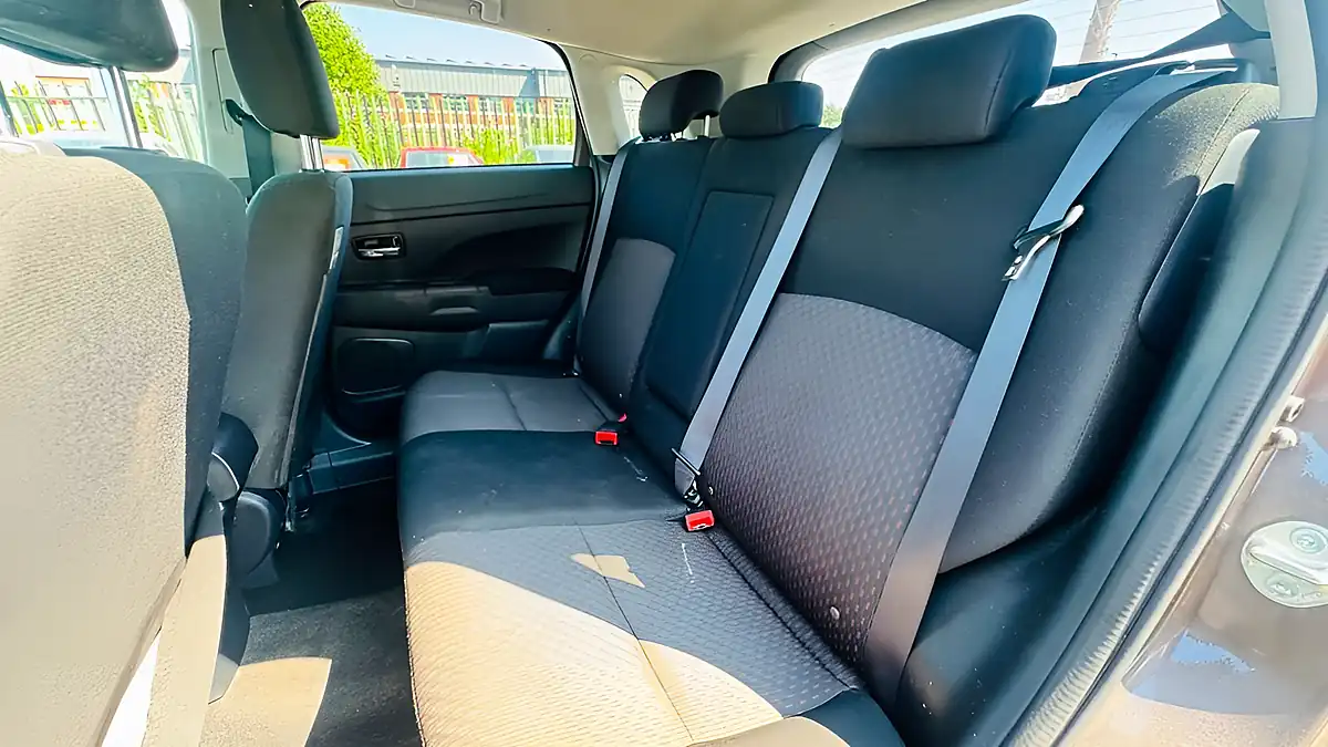 Used 2017 Mitsubishi Asx 3 Brown - Interior and Exterior details 19