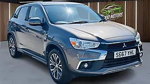 Used 2017 Mitsubishi Asx 3 Brown - Interior and Exterior details 7