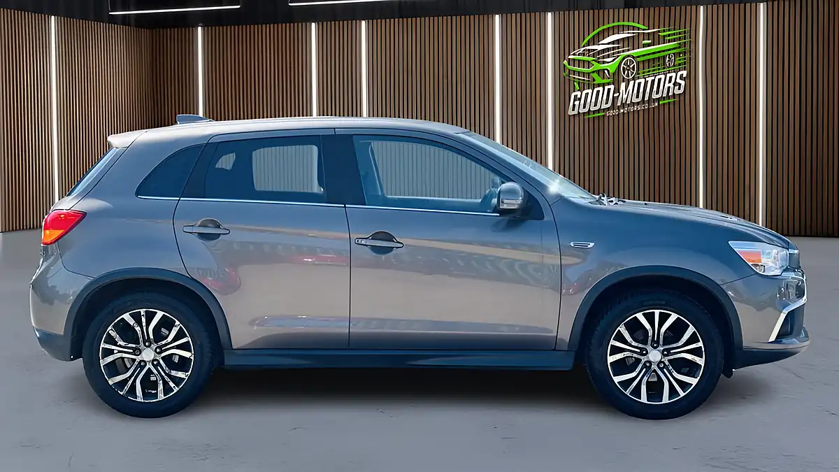Used 2017 Mitsubishi Asx 3 Brown - Interior and Exterior details 9