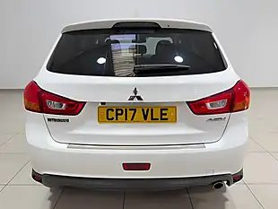 Used 2017 Mitsubishi Asx 3 White Pearl - Interior and Exterior details 14