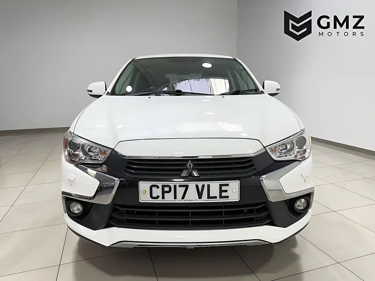 Used 2017 Mitsubishi Asx 3 White Pearl - Interior and Exterior details 4