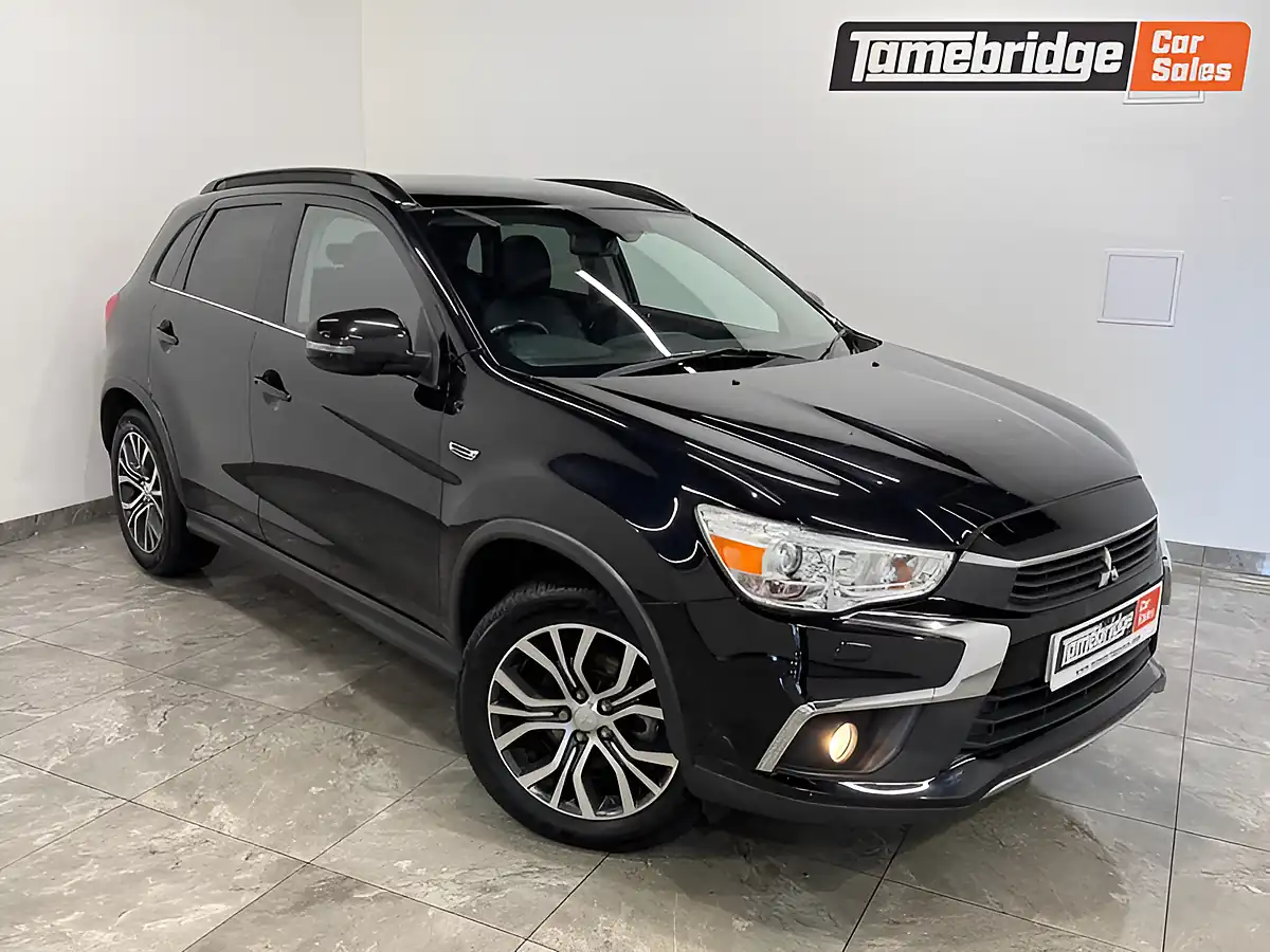 Used 2017 Mitsubishi Asx 4 Black - Front View