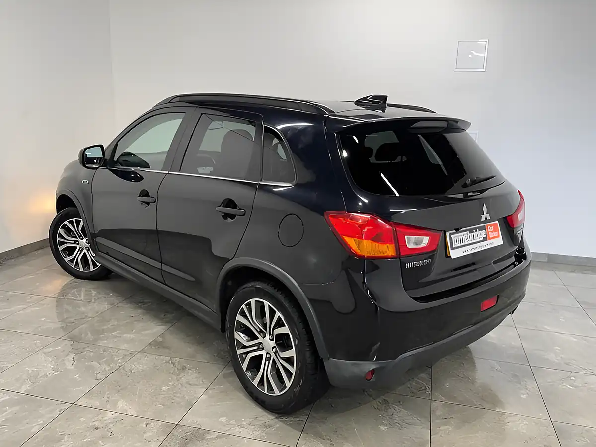 Used 2017 Mitsubishi Asx 4 Black - Interior and Exterior details 5