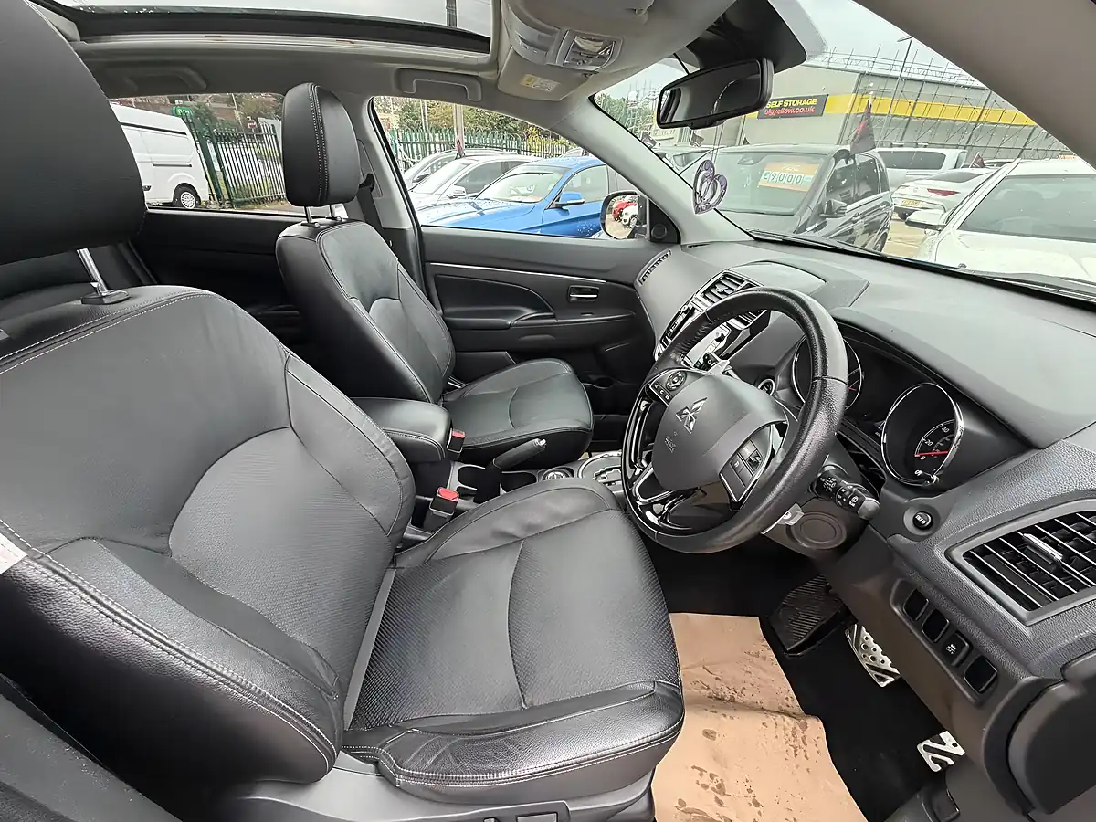 Used 2017 Mitsubishi Asx 4 Blue - Interior and Exterior details 14