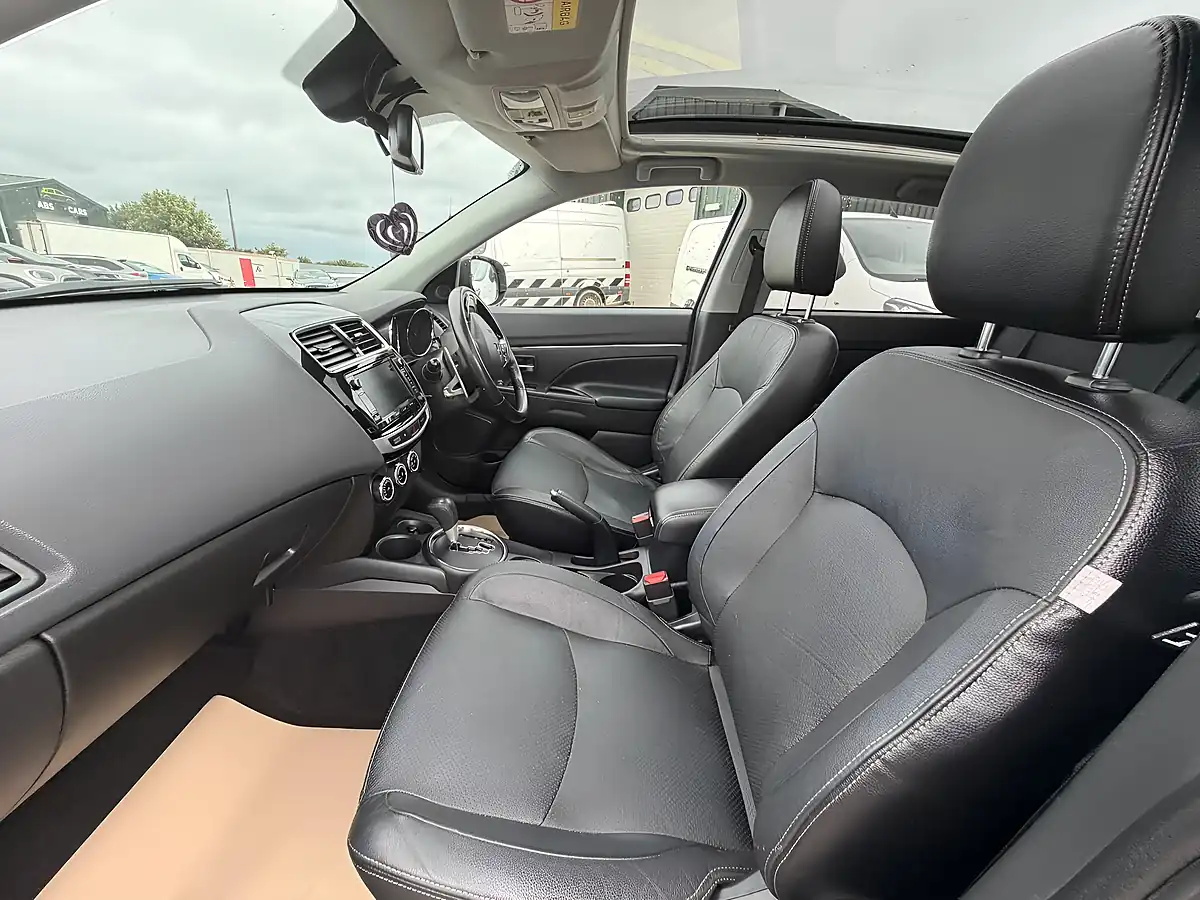 Used 2017 Mitsubishi Asx 4 Blue - Interior and Exterior details 20