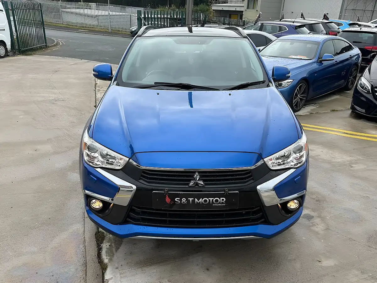 Used 2017 Mitsubishi Asx 4 Blue - Interior and Exterior details 3