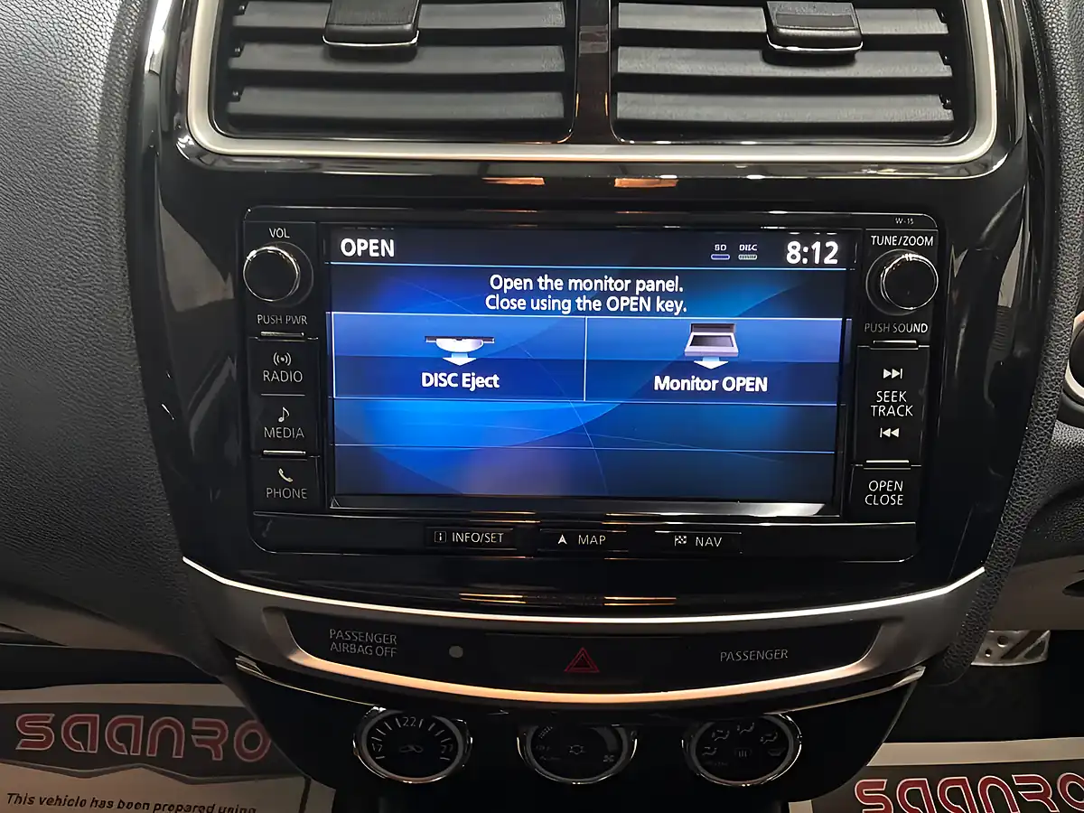 Used 2017 Mitsubishi Asx 4 Silver - Interior and Exterior details 16