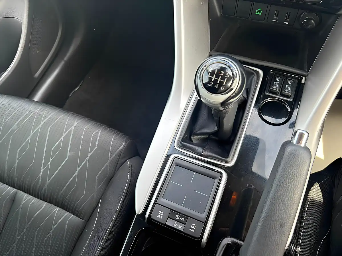 Used 2017 Mitsubishi Eclipse Cross T 3 White - Interior and Exterior details 15