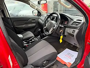 Used 2017 Mitsubishi L200 4Life Red - Interior and Exterior details 15