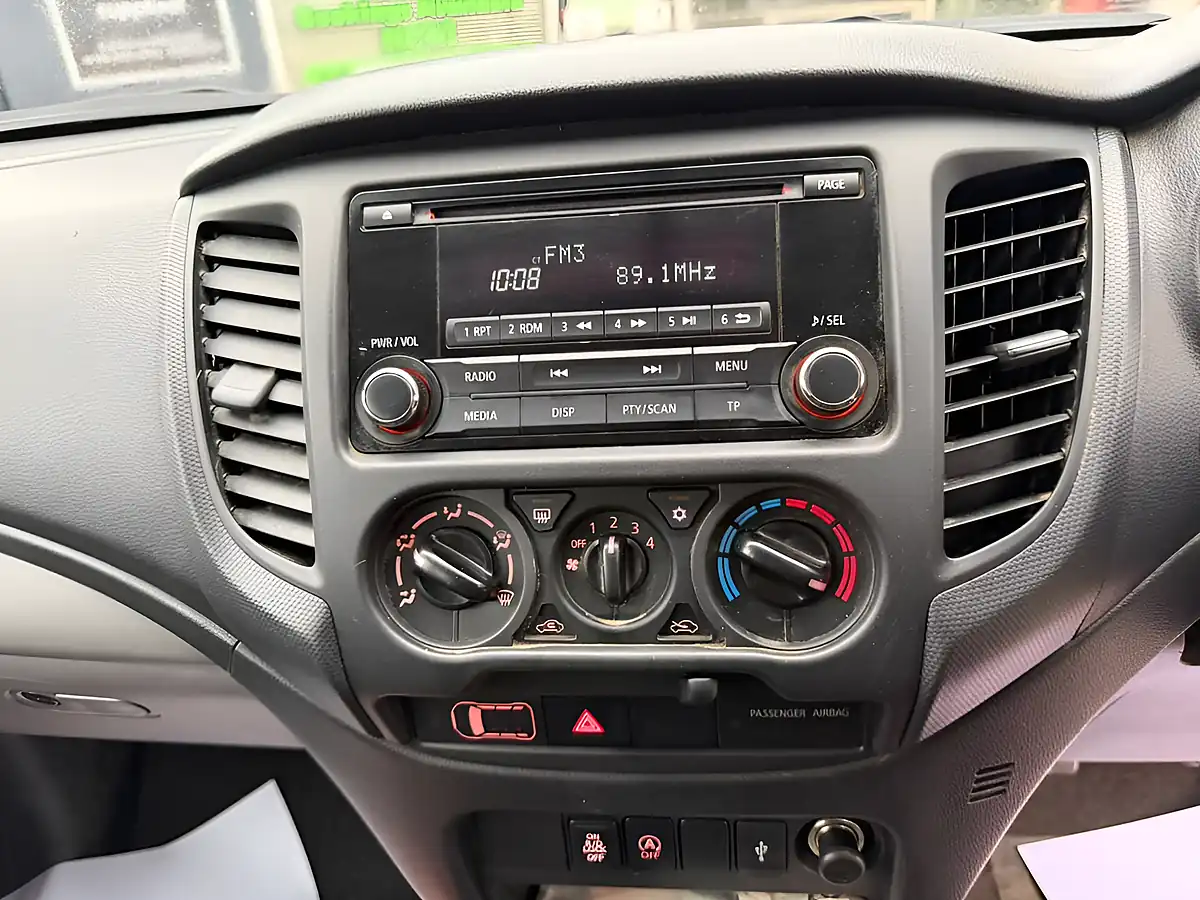 Used 2017 Mitsubishi L200 4Life Red - Interior and Exterior details 17