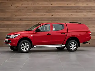 Used 2017 Mitsubishi L200 4Life Red - Interior and Exterior details 4