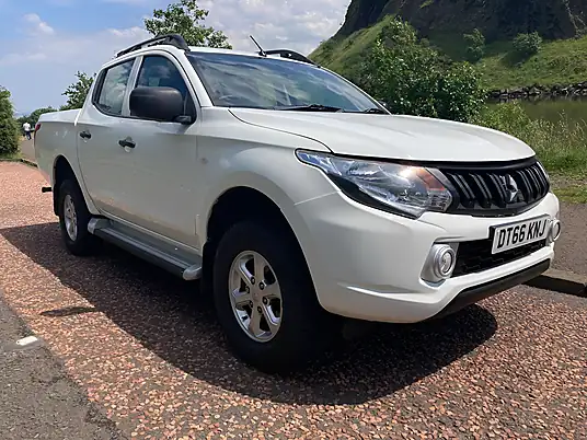 2017 Mitsubishi L200 4Life 2.4 Di-D
