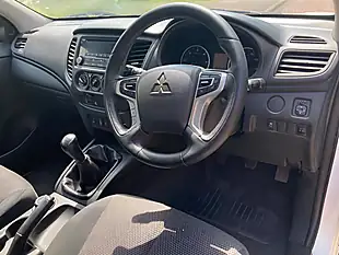 Used 2017 Mitsubishi L200 4Life White - Interior and Exterior details 16