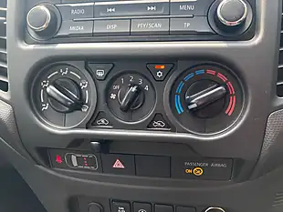 Used 2017 Mitsubishi L200 4Life White - Interior and Exterior details 20