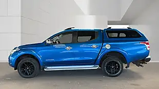 Used 2017 Mitsubishi L200 Barbarian Blue - Interior and Exterior details 10