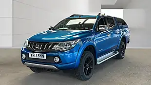 Used 2017 Mitsubishi L200 Barbarian Blue - Interior and Exterior details 3
