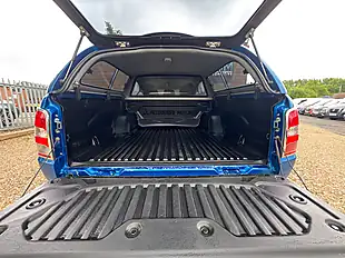 Used 2017 Mitsubishi L200 Barbarian Blue - Interior and Exterior details 5