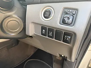 Used 2017 Mitsubishi L200 Barbarian Dcb Silver Metallic - Interior and Exterior details 15