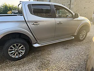 Used 2017 Mitsubishi L200 Barbarian Dcb Silver Metallic - Interior and Exterior details 18