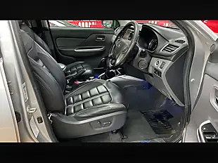Used 2017 Mitsubishi L200 Barbarian Sterling Silver - Interior and Exterior details 11