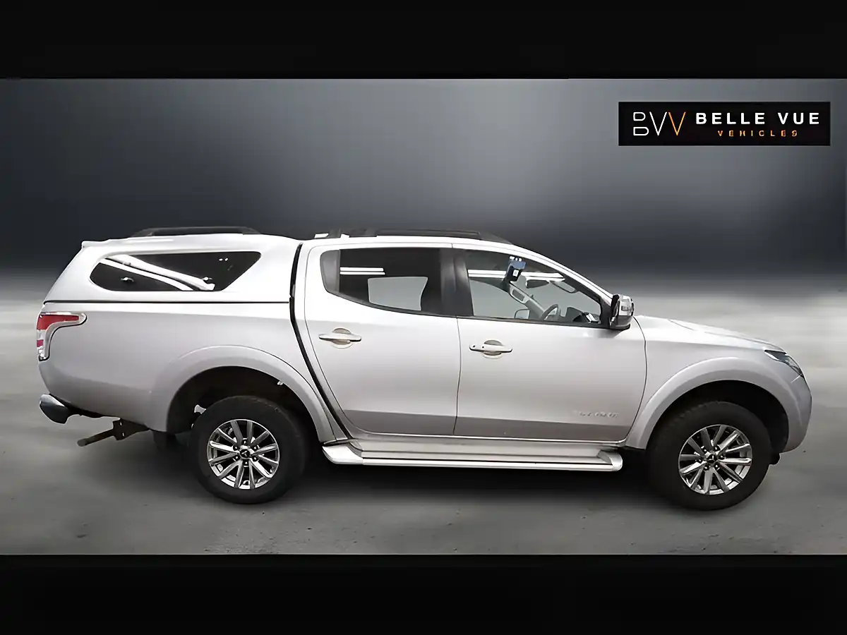 Used 2017 Mitsubishi L200 Barbarian Sterling Silver - Interior and Exterior details 7