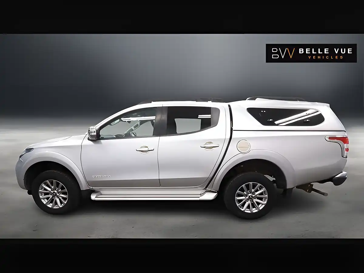 Used 2017 Mitsubishi L200 Barbarian Sterling Silver - Interior and Exterior details 8