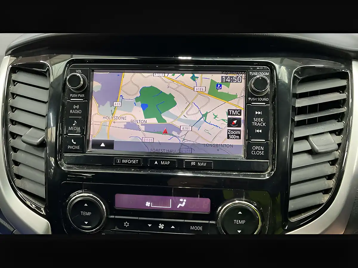 Used 2017 Mitsubishi L200 Barbarian Sterling Silver - Interior and Exterior details 13