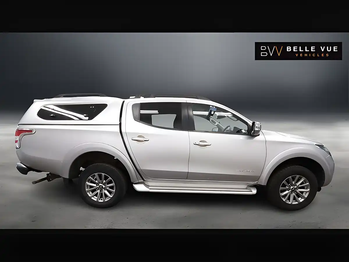 Used 2017 Mitsubishi L200 Barbarian Sterling Silver - Interior and Exterior details 7