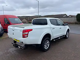 Used 2017 Mitsubishi L200 Dc Titan White - Interior and Exterior details 17