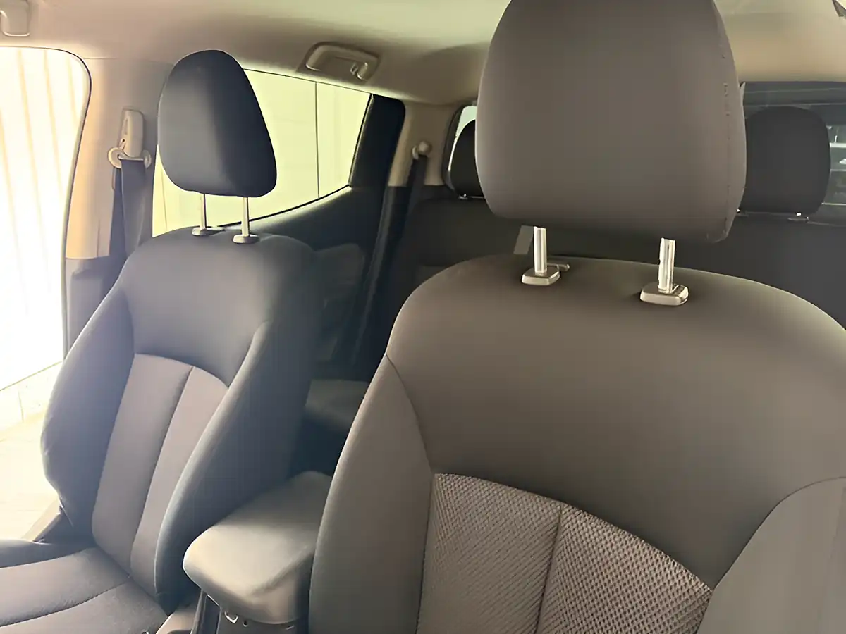 Used 2017 Mitsubishi L200 Titan Aztec Red - Interior and Exterior details 13