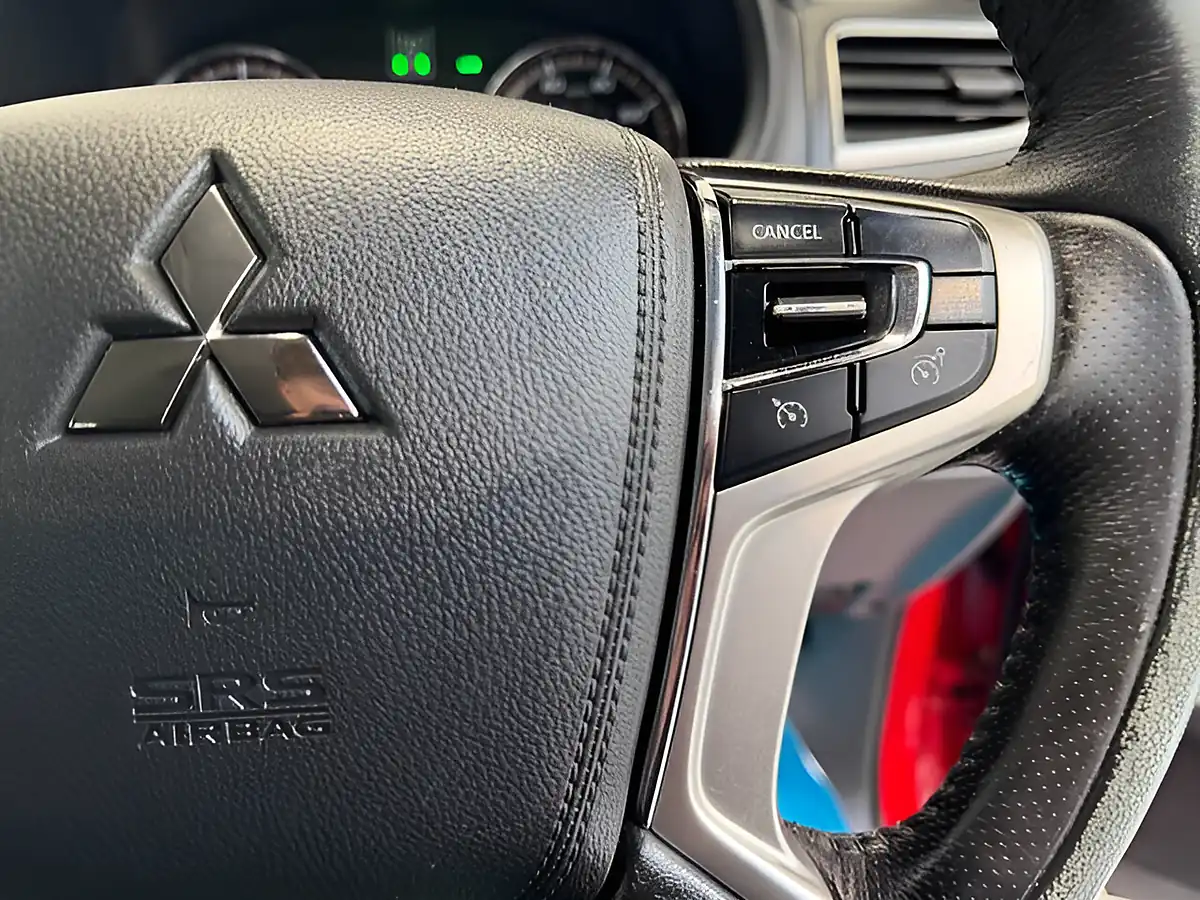 Used 2017 Mitsubishi L200 Titan Aztec Red - Interior and Exterior details 17