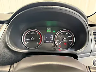 Used 2017 Mitsubishi L200 Titan Aztec Red - Interior and Exterior details 18