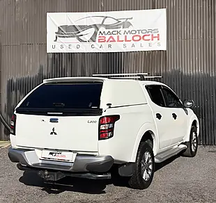 Used 2017 Mitsubishi L200 Warrior White - Interior and Exterior details 5