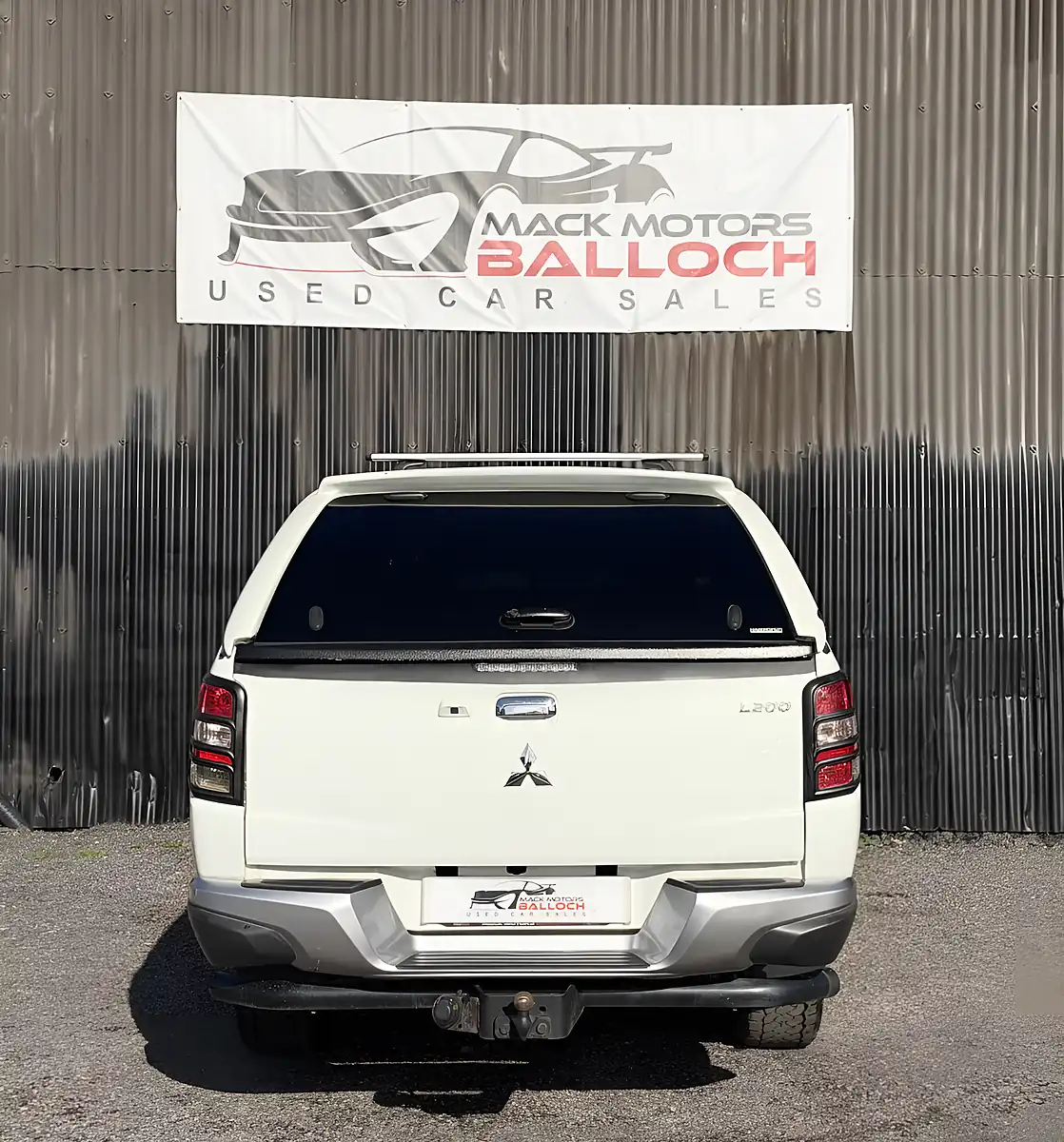 Used 2017 Mitsubishi L200 Warrior White - Interior and Exterior details 6