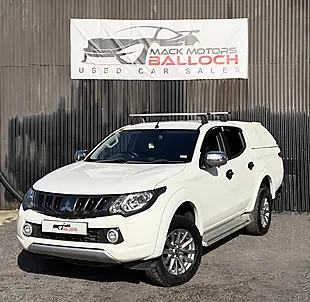 Used 2017 Mitsubishi L200 Warrior White - Interior and Exterior details 9