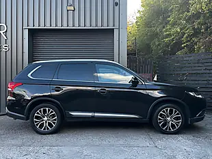 Used 2017 Mitsubishi Outlander 3 4WD Euro 6 5dr Black - Interior and Exterior details 4