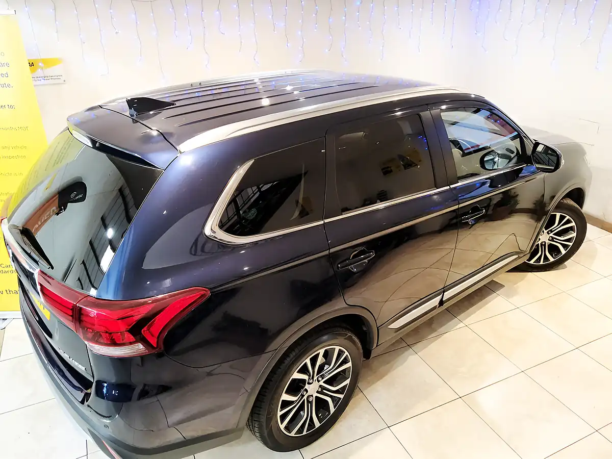 Used 2017 Mitsubishi Outlander 3 Blue - Interior and Exterior details 16