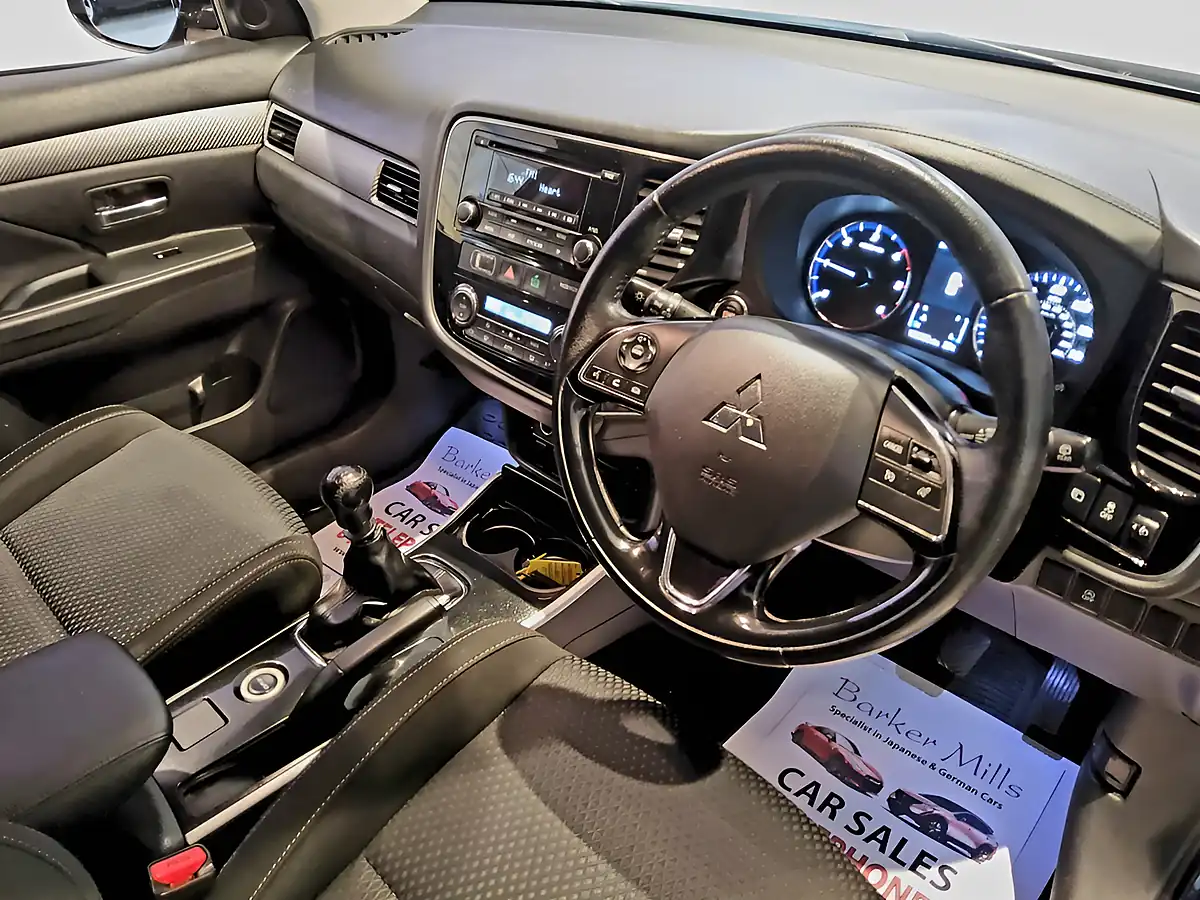 Used 2017 Mitsubishi Outlander 3 Blue - Interior and Exterior details 7
