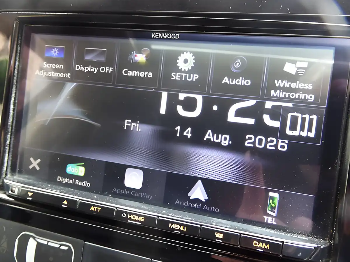 Used 2017 Mitsubishi Outlander 4 4WD Euro 6 5dr Black - Interior and Exterior details 16
