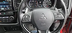 Used 2017 Mitsubishi Outlander 4 Red - Interior and Exterior details 17