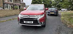 Used 2017 Mitsubishi Outlander 4 Red - Interior and Exterior details 6