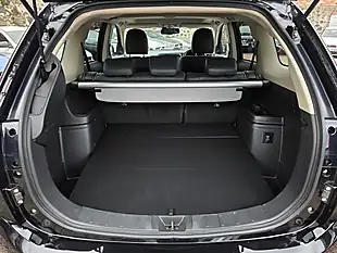 Used 2017 Mitsubishi Outlander Top Spec Pearlescent Black - Interior and Exterior details 13