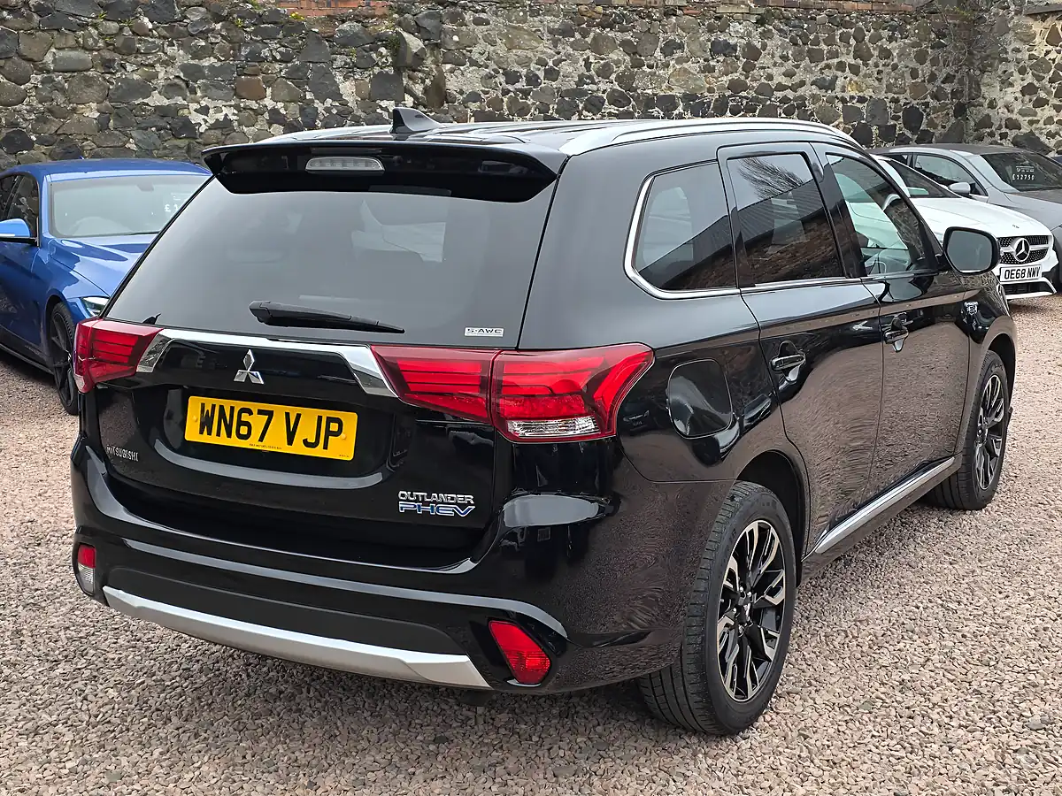 Used 2017 Mitsubishi Outlander Top Spec Pearlescent Black - Interior and Exterior details 18