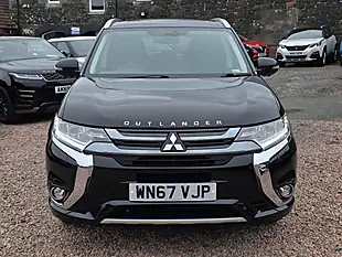 Used 2017 Mitsubishi Outlander Top Spec Pearlescent Black - Interior and Exterior details 3